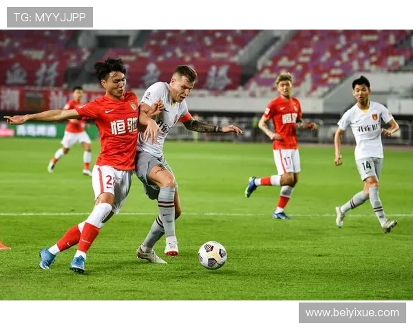 广州足球队的个人能力揭秘：球员风采与技战术分析全景呈现