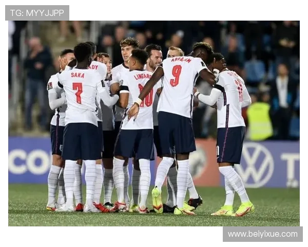 武汉羽毛球队在世界杯预选赛中以97分稳居积分榜首位展现强劲实力